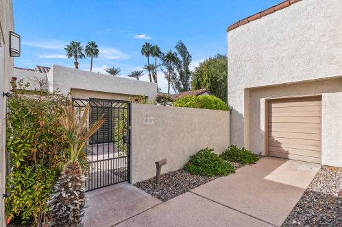 10019 Sunningdale Dr, Rancho Mirage CA  92270-1429 exterior