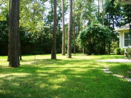 7 Sleeping Creek Pl, Conroe, TX 77384-5043