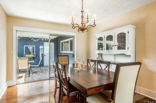 1604 Hickory Ave, Torrance CA 90503-7219 exterior