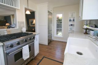 76 Virginia Ln, Santa Barbara CA  93108-2833 exterior