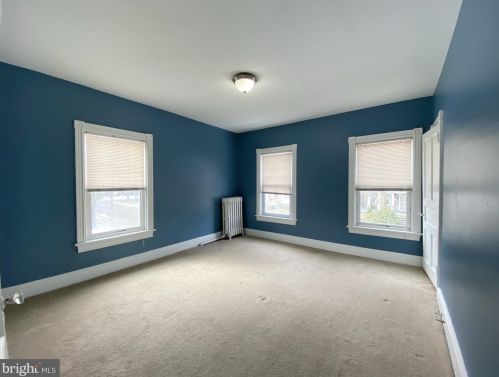 308 Cooper St, Camden NJ  08108-2223 exterior