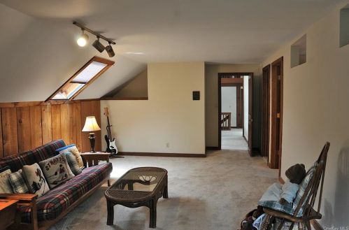 25 Foley Rd, Warwick NY  10990-2822 exterior