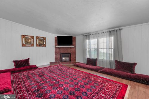 3027 Byberry Rd, Philadelphia PA  19154-1842 exterior