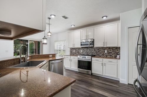 4239 Caskie Pl, Brooksville, FL 34604-5828