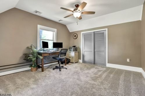 200 Mtn Way, Greystone Park NJ  07950-1905 exterior