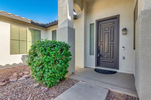 3415 Mead Dr, Chandler, AZ 85249-5949