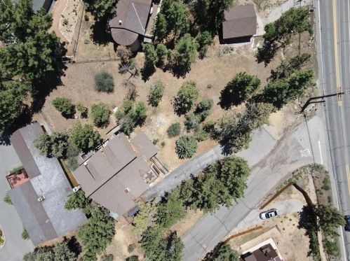 1300 Malabar Way, Big Bear City CA  92314-9216 exterior