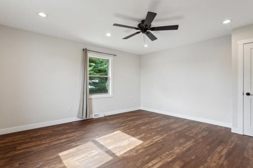 1438 Bea Ann Dr, Dodgeville WI  53533-8963 exterior