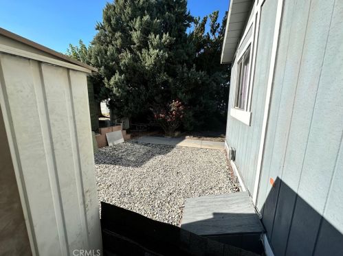 15940 Stoddard Wells Rd, Victorville CA  92395-2800 exterior