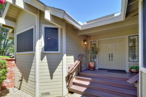 111 Pheasant Ln, Folsom CA exterior