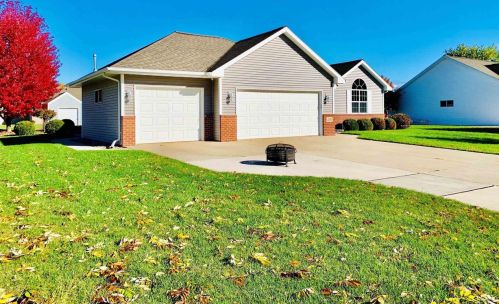 3373 Heaven Dr, Green Bay, WI 54311-8906