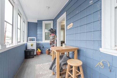 22 Veazie St, Providence RI  02908-2410 exterior