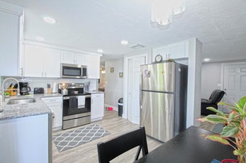 3530 Trask Dr, Tarpon Springs FL  34691-3363 exterior