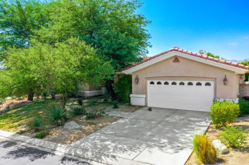 106 Clearwater Way, Rancho Mirage CA  92270-1754 exterior