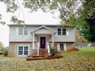 1764 Eastlake Dr, Cookeville, TN 38506-7437