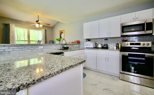 20 Forest Glen Ct, Bear, DE 19701-2566