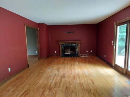 111 Crystal Brk Holw Rd, Mount Sinai NY  11766-2024 exterior