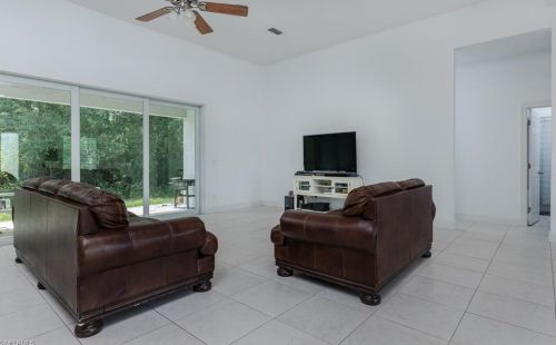 813 Burns Ave, Lehigh Acres, FL 33974-5554