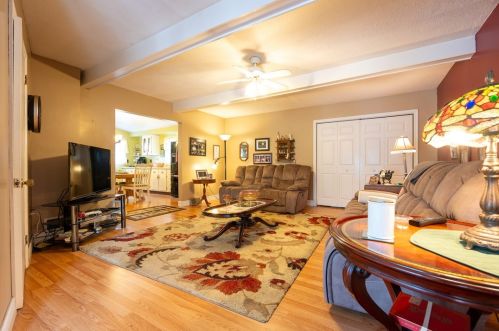 531 Leech Ave, Saltsburg PA  15681-8916 exterior