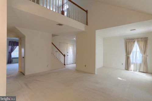 281 Crescent Dr, Swatara PA  17033-2335 exterior