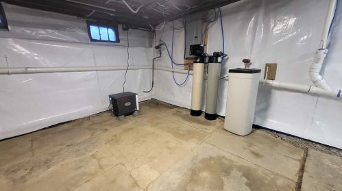 22 Ml Ave, Middletown NY  10940-5220 exterior