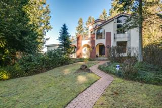 15464 Fairwood Blvd, Seattle, WA 98058-8680