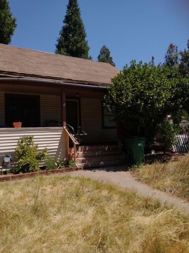 305 Pleasant St, Grass Valley, CA 95945-6605