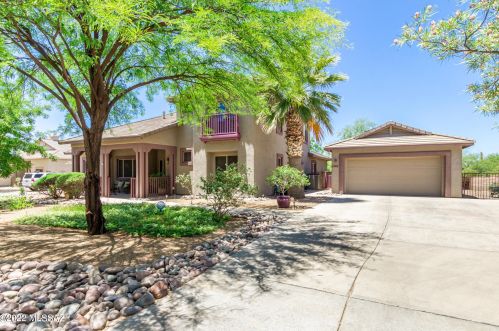 2291 Woods Pl, Tucson, AZ 85749-8014