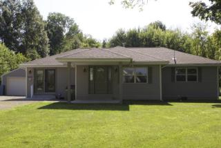 7647 Summit Rd, Pataskala, OH 43062-8319