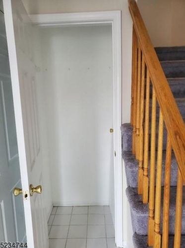 304 Mercer Ct, Hackettstown NJ  07840-1687 exterior