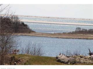 42 Island Rd, Stonington, CT 06378-1136