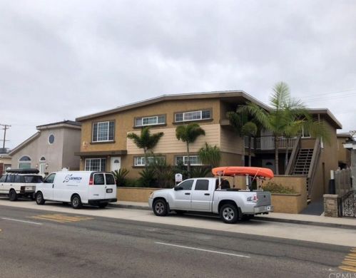 1216 Balboa Blvd, Newport Beach CA  92661-1420 exterior