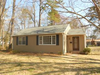 24 Moores Ln, Newport News VA  23606-2908 exterior