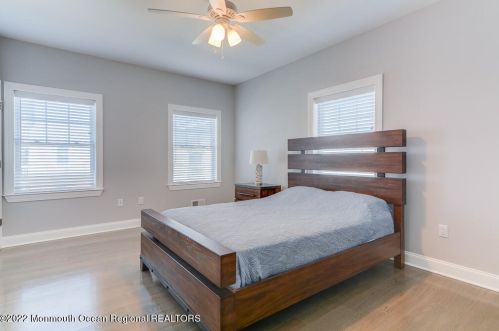 42 Kearney Ave, Pelican Island NJ  08751-1922 exterior