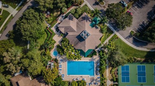 1025 Pointe Alexis Dr, Tarpon Springs FL  34689-7105 exterior