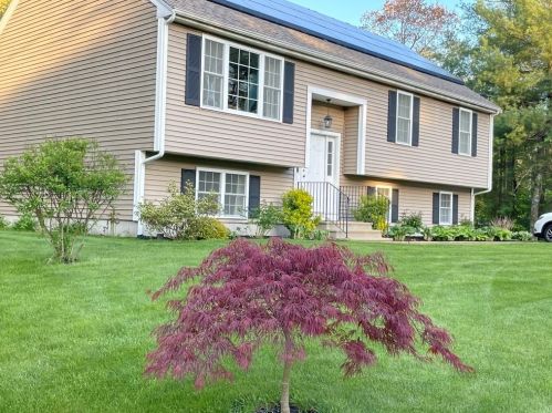 154 Burt St, Taunton, MA 02780-5156