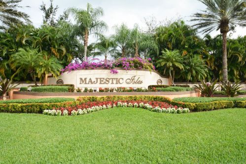 10576 Royal Caribbean Cir, Boynton Beach, FL 33437-4284