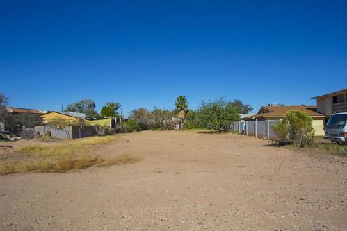 426 9th Ave, Mesa, AZ 85204-4105