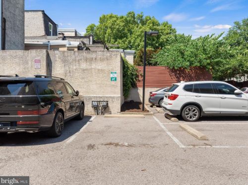 919 5th St, Philadelphia PA  19147-4107 exterior