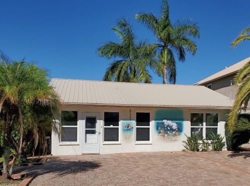 217 Miramar St, Fort Myers Beach, FL 33931-2824