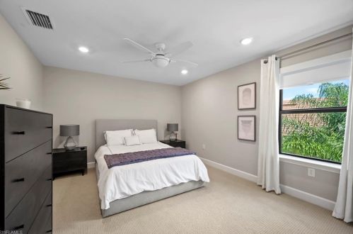 2727 Aviamar Cir, Naples FL 34114-9756 exterior