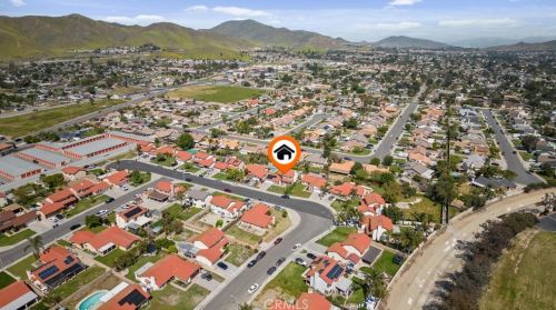 4388 Mapleton Cir, Riverside CA  92509-0942 exterior