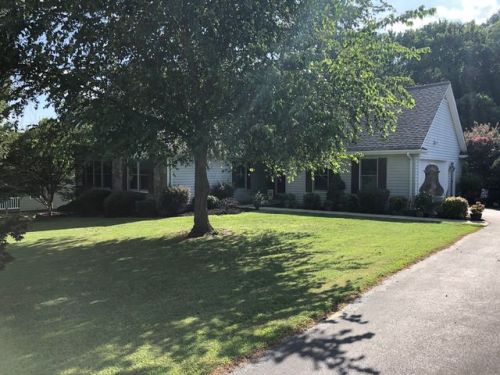 148 Homeport Ln, Danville, VA 24540-6151