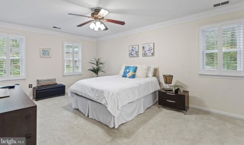 10809 Dayflower Ct, Herndon VA  20191-5109 exterior