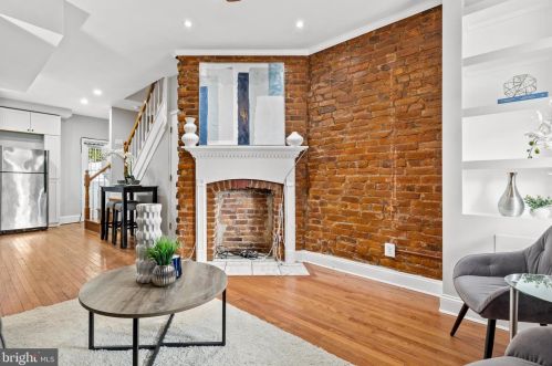 629 18th St, Washington DC  20002-7209 exterior