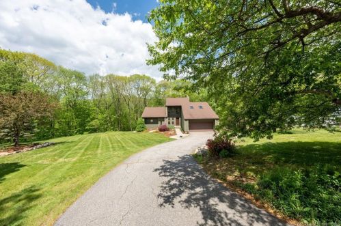 67 Deer Hill Ln, Coventry, CT 06238-1236