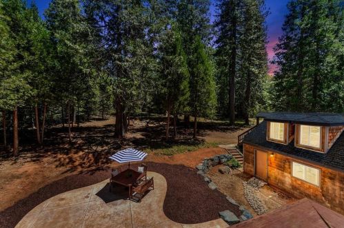 5739 Maywood Dr, Michigan Bluff CA  95631-9680 exterior