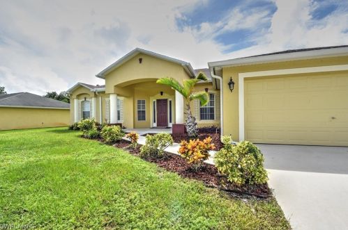 3507 22nd St, Lehigh Acres, FL 33976-3411