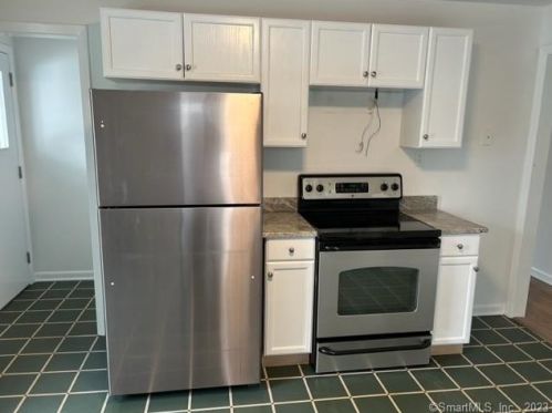 69 Alfred St, Bridgeport CT  06605-2935 exterior