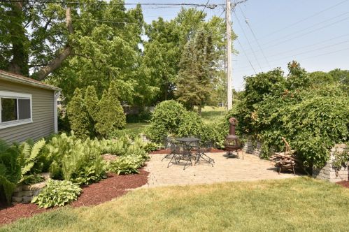 4145 92, Milwaukee WI 53228-2131 exterior